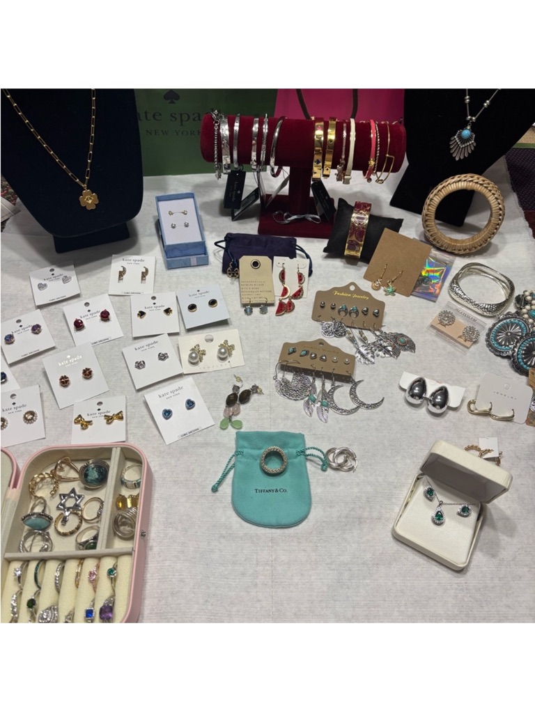 Jewelry Unlisted